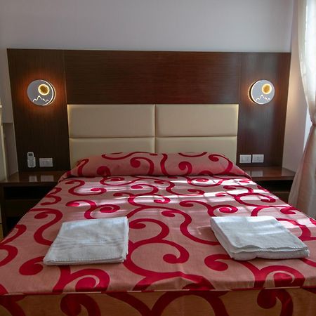 Mbs Marconi Bridge Suites Guest House Rom Exterior foto