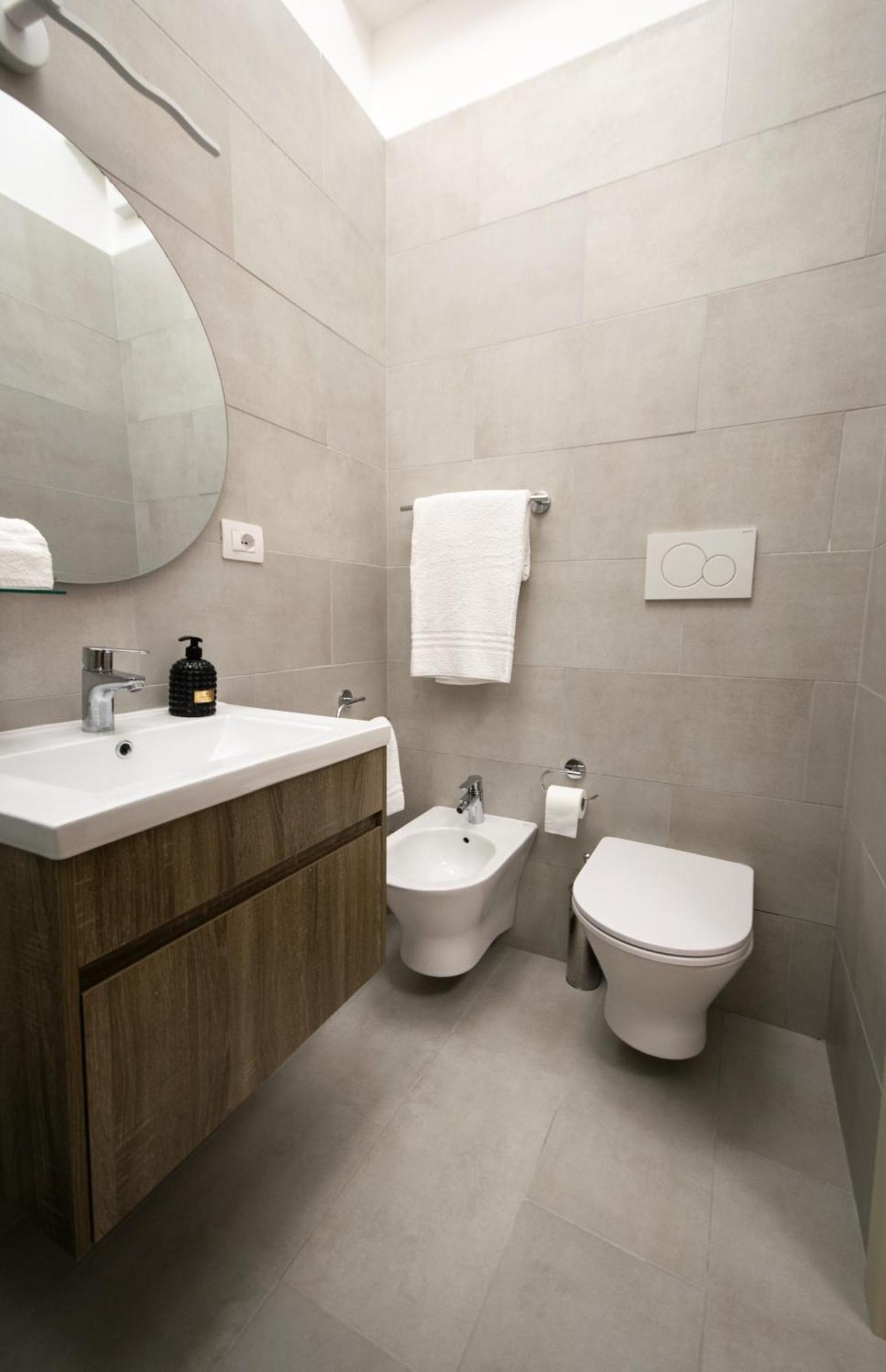 Mbs Marconi Bridge Suites Guest House Rom Exterior foto
